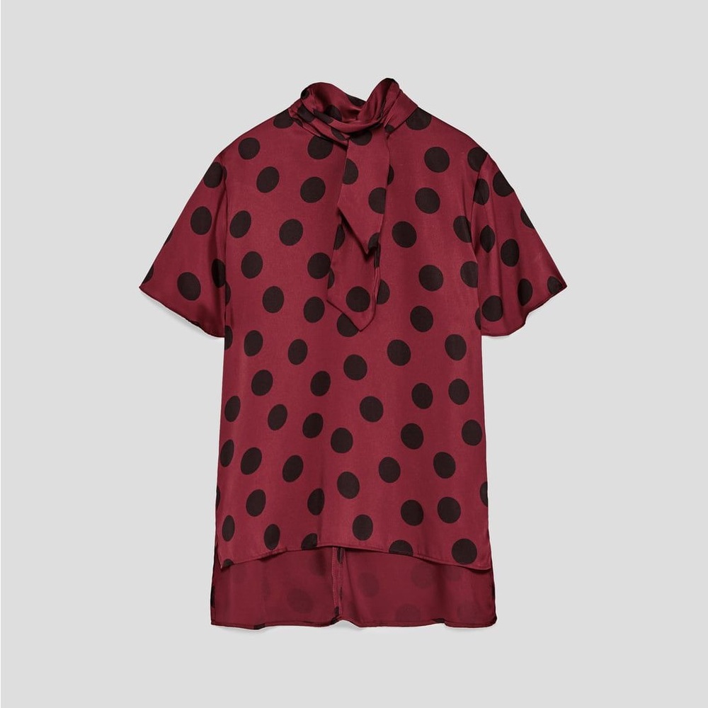 Zara polka dot blouse w. bow
